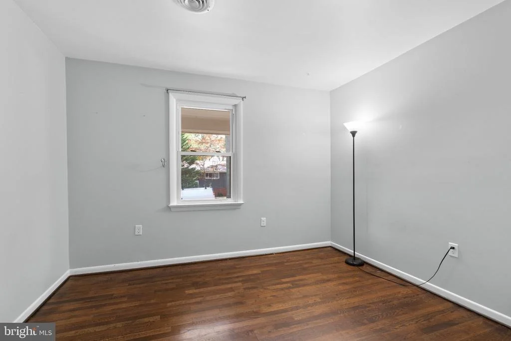 Photo of 809 HOLLYWOOD BOULEVARD