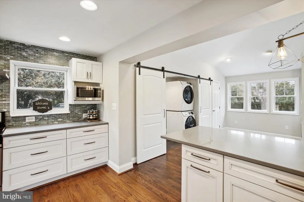 Photo of 7926 JACKSON ROAD