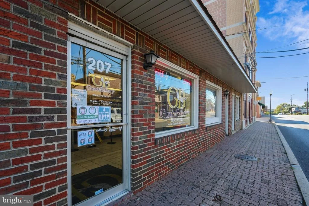 Photo of 205 TULIP DRIVE