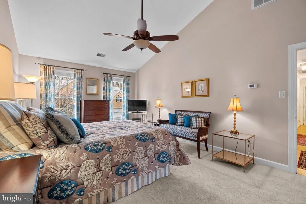 Photo of 17702 GLOBE THEATRE DRIVE