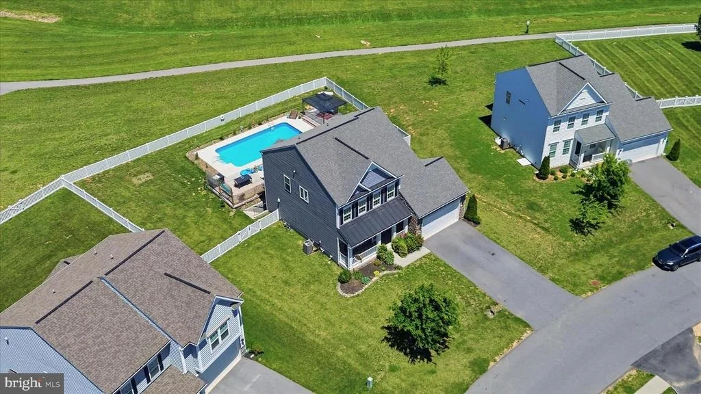 Photo of 9354 DRUMMAN DRIVE