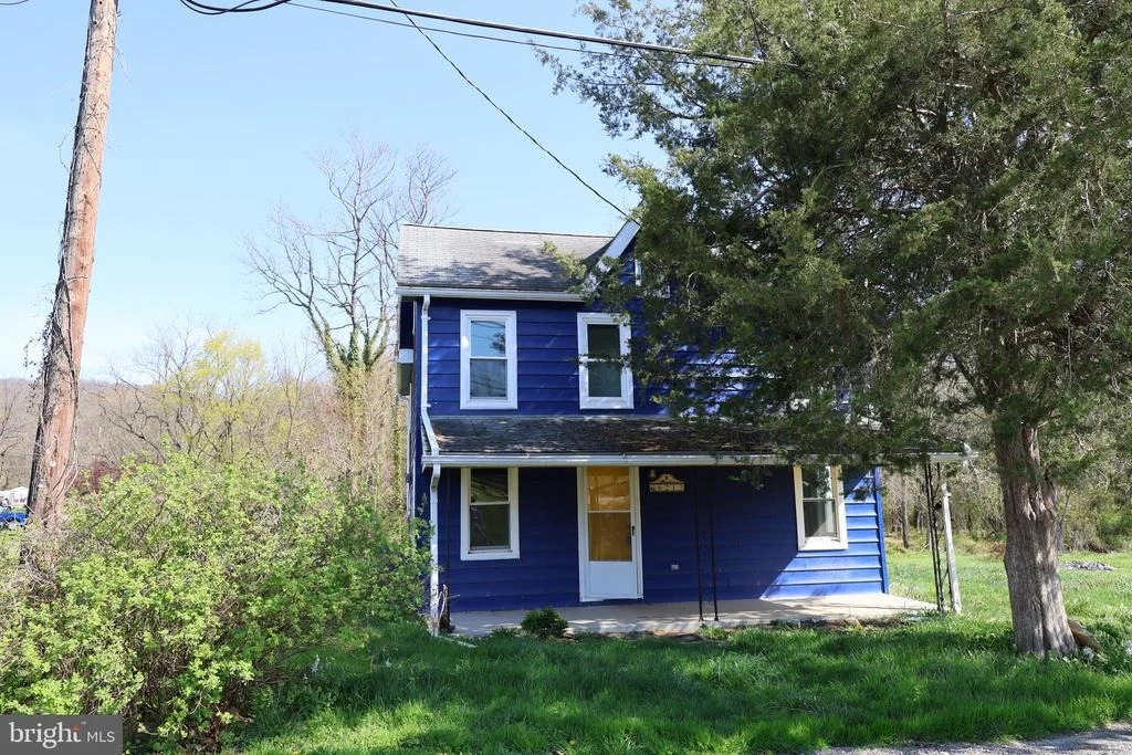 Photo of 6213 APPLETOWN ROAD