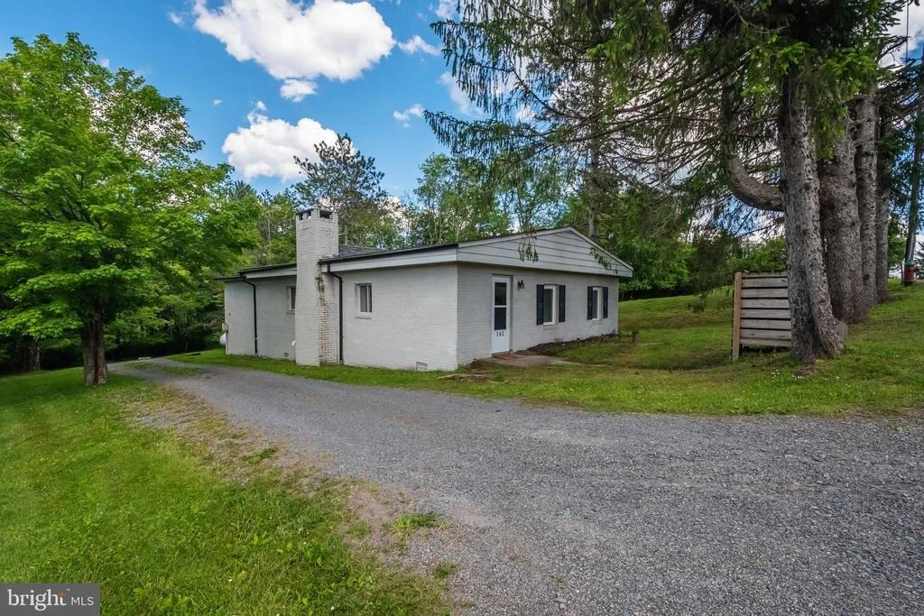 Photo of 161 MARSH HILL ROAD