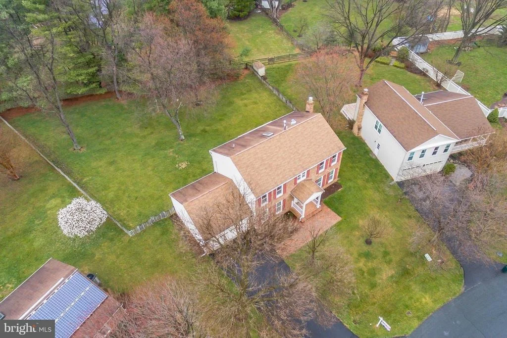 Photo of 17412 EVANGELINE LANE