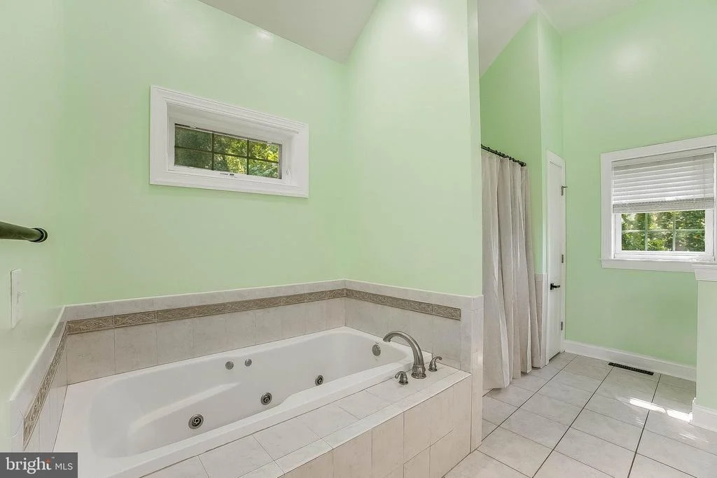 Photo of 33015 FOREST KNOLL DRIVE
