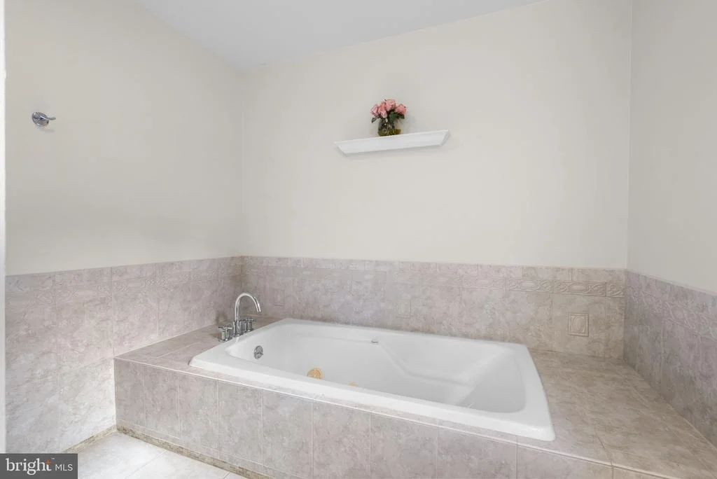 Photo of 1338 EXCALIBER LANE