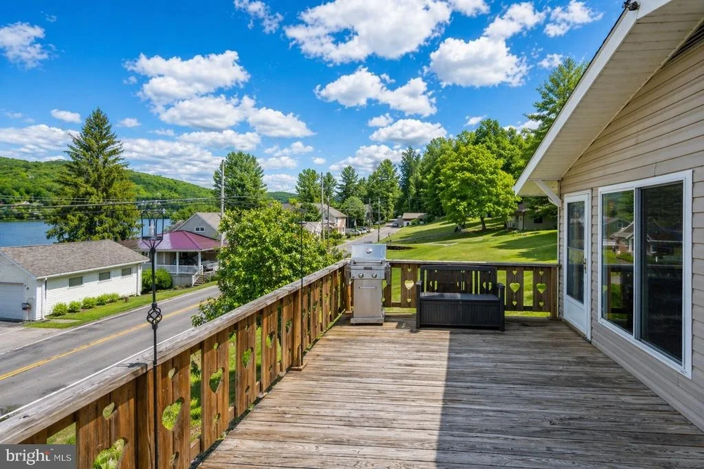 Photo of 682 MARSH HILL ROAD