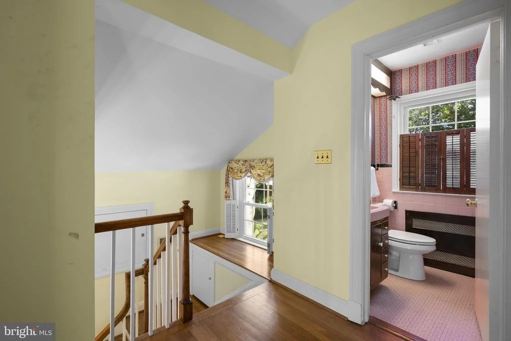 Photo of 19 INDIAN SPRING DRIVE