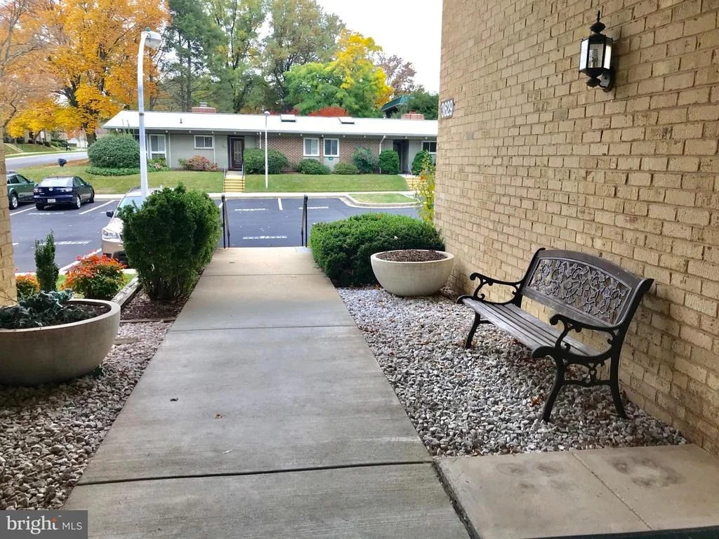 Photo of Unit 31C at 3629 GLEN EAGLES DRIVE