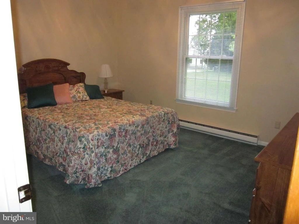 Photo of 18612 MUNCASTER ROAD