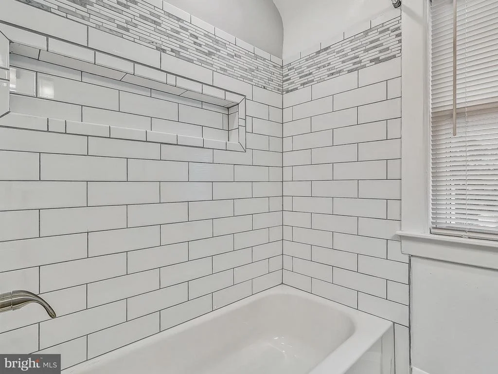 Photo of 5528 ASHBOURNE ROAD