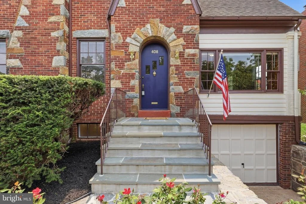 Photo of 408 CARROLL PARKWAY