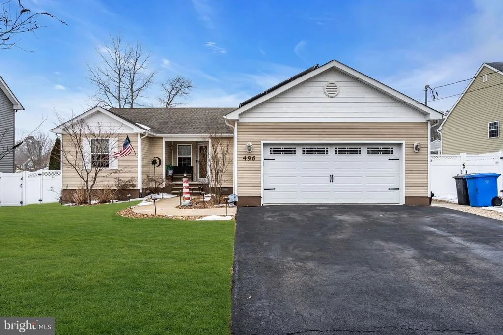 Photo of 496 LIGHTHOUSE DRIVE