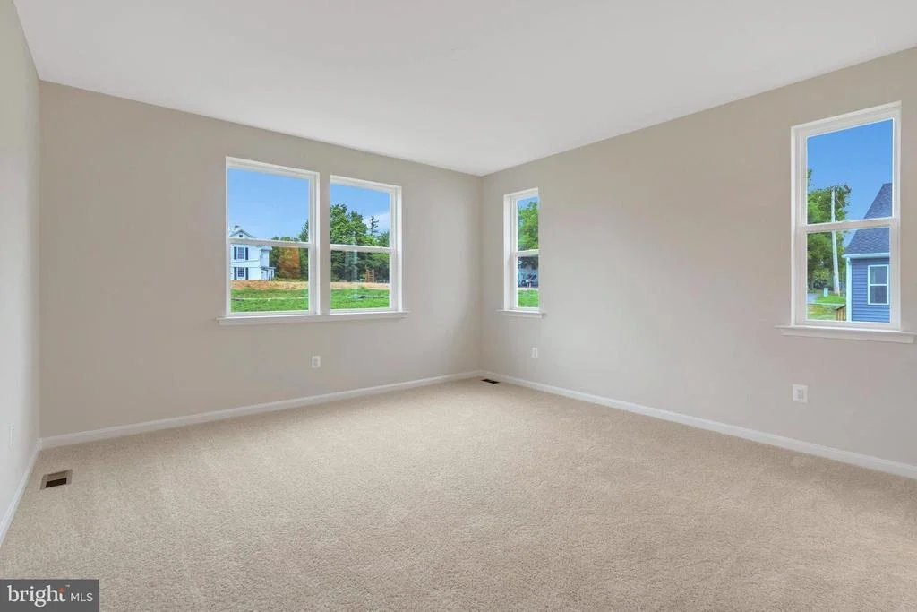 Photo of 104 MIDSUMMER