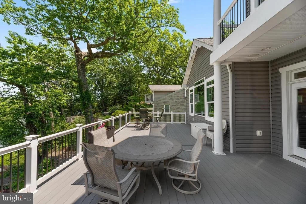 Photo of 1162 OAK VIEW DRIVE