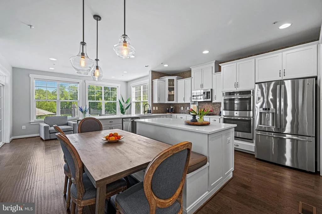 Photo of 2419 MACALLISTER LANE