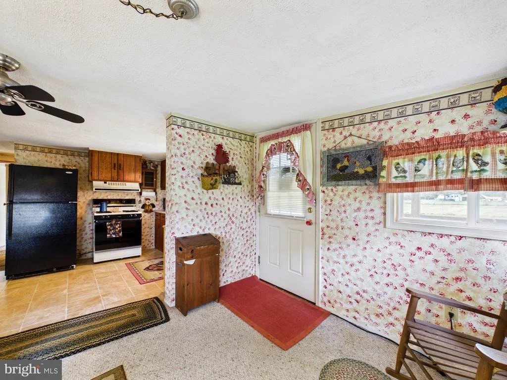 Photo of 18395 MCCOLLEYS CHAPEL ROAD