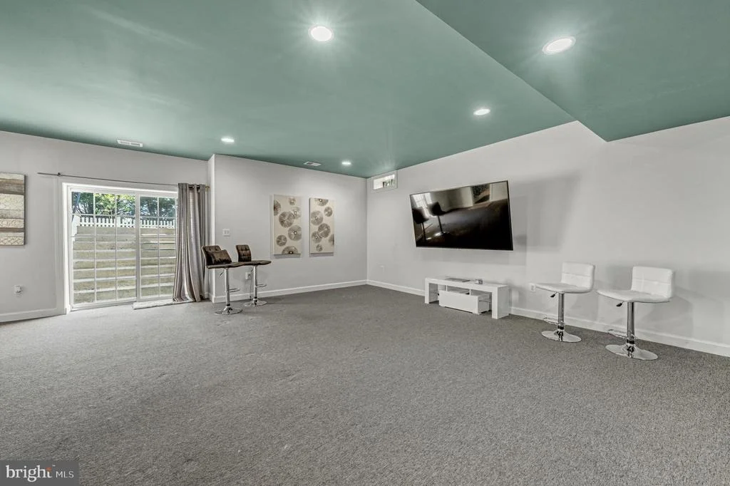 Photo of 42654 FRONTIER DRIVE