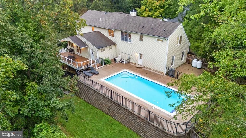 Photo of 7154 CHESTERFIELD DRIVE