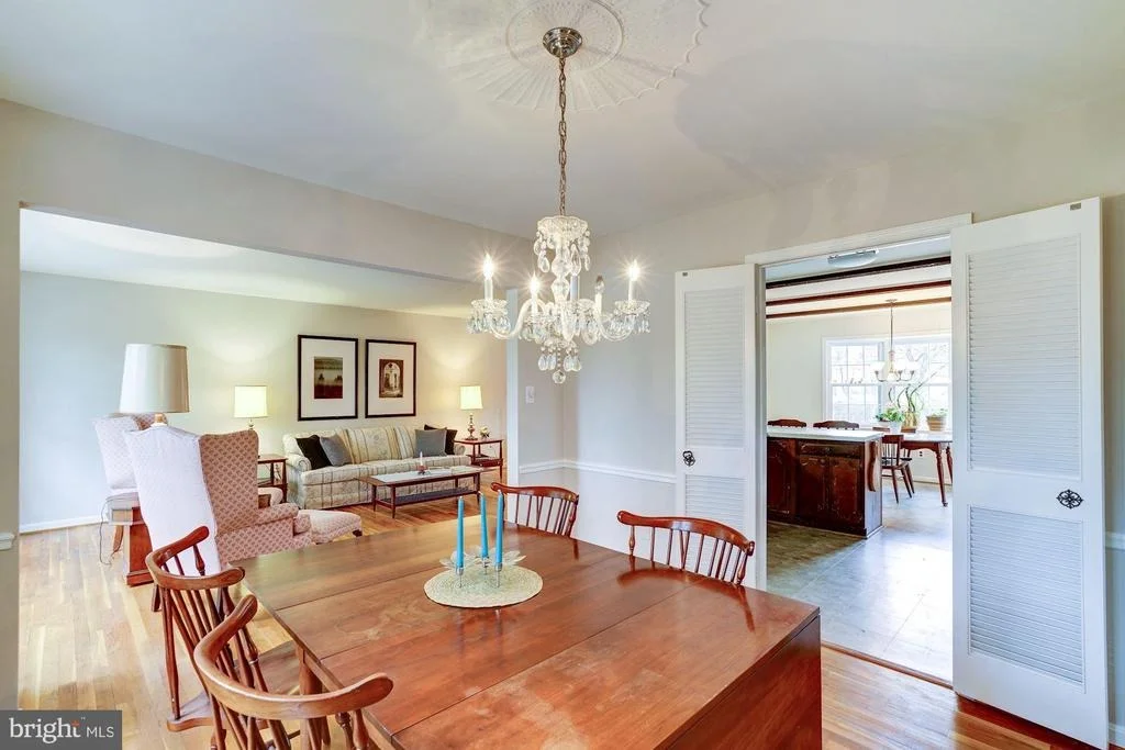 Photo of 2507 W MEREDITH DRIVE