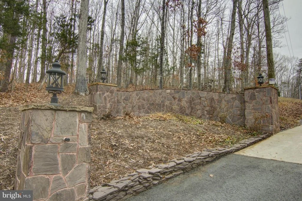 Photo of 270 TACKETTS MILL ROAD