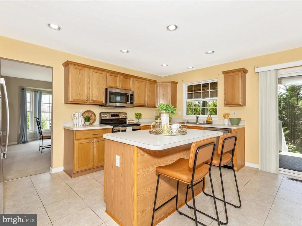 Photo of 1402 MARIAN WAY