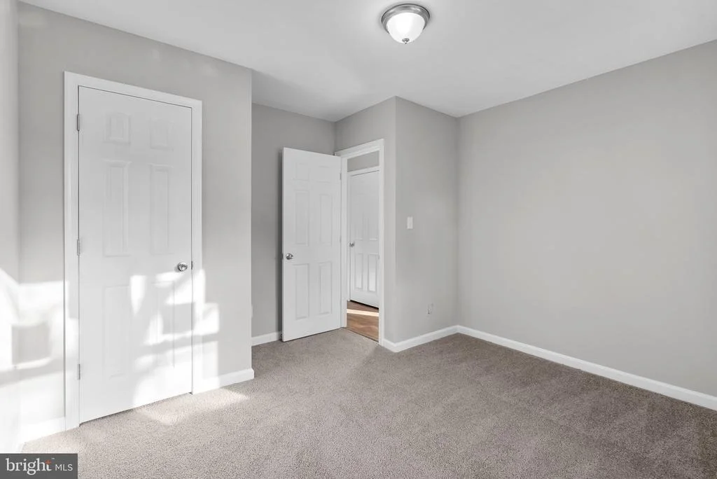 Photo of 500 GOLDLEAF AVENUE