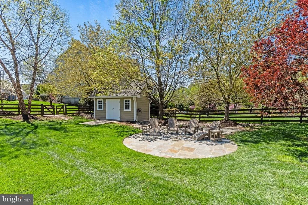 Photo of 24176 SPRING MEADOW CIRCLE