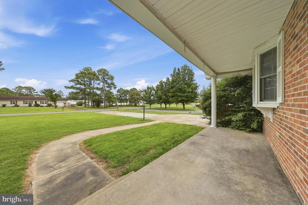 Photo of 5194 DEBRA ROAD