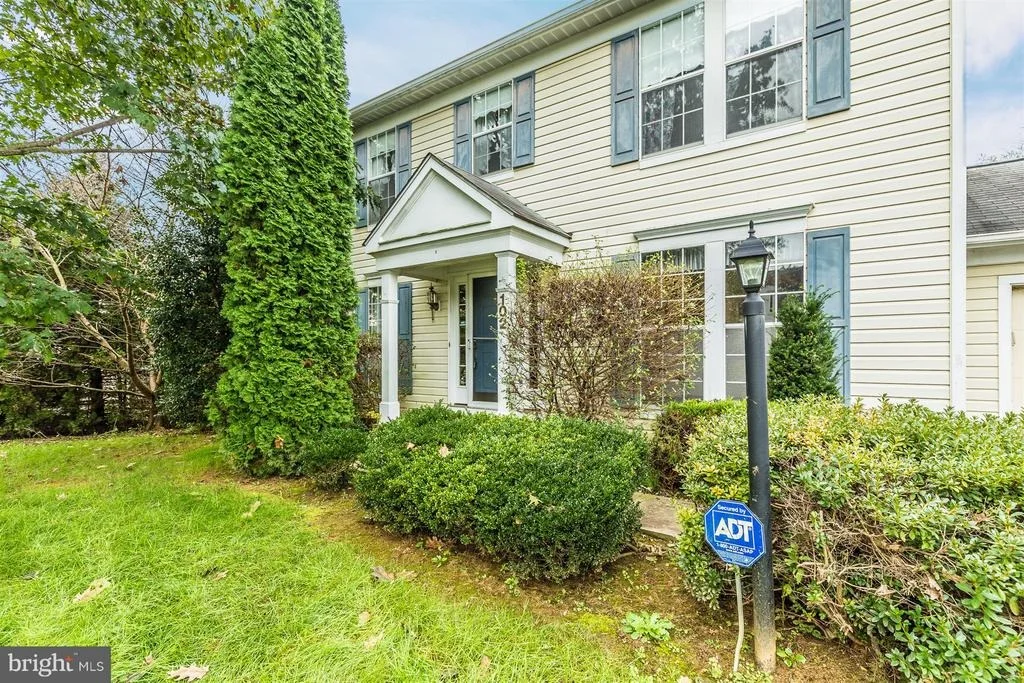 Photo of 102 IVY HILL DRIVE