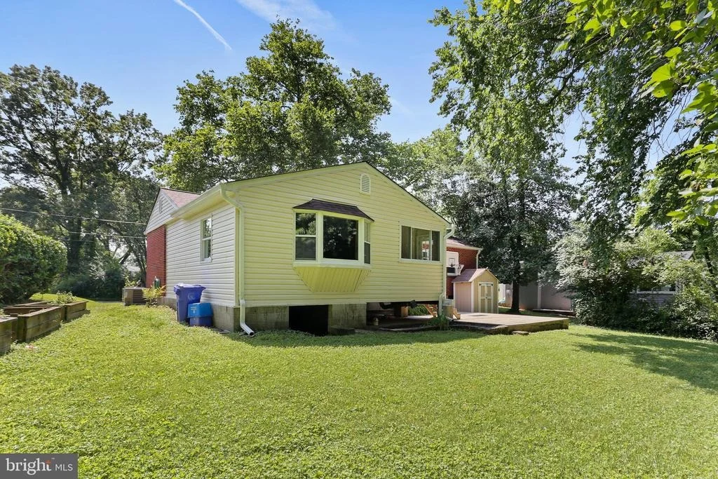 Photo of 1128 W NOLCREST DRIVE
