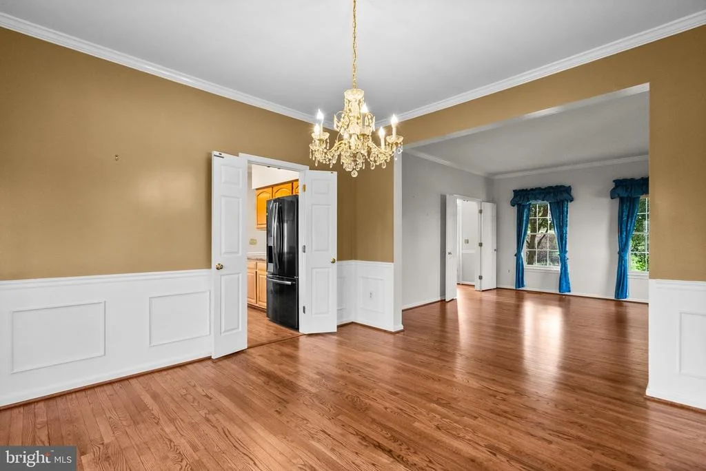 Photo of 9716 HUNTMASTER ROAD
