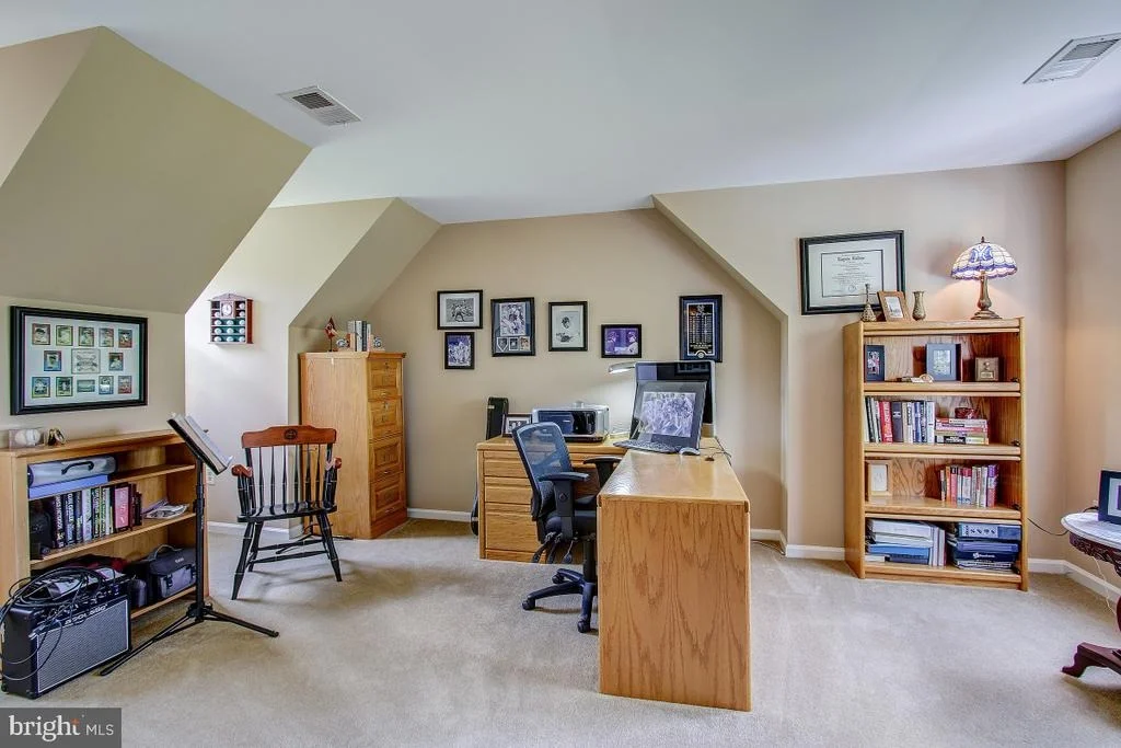 Photo of 22137 CREEKVIEW DRIVE