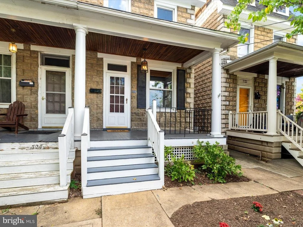 Photo of 729 TRAIL AVENUE