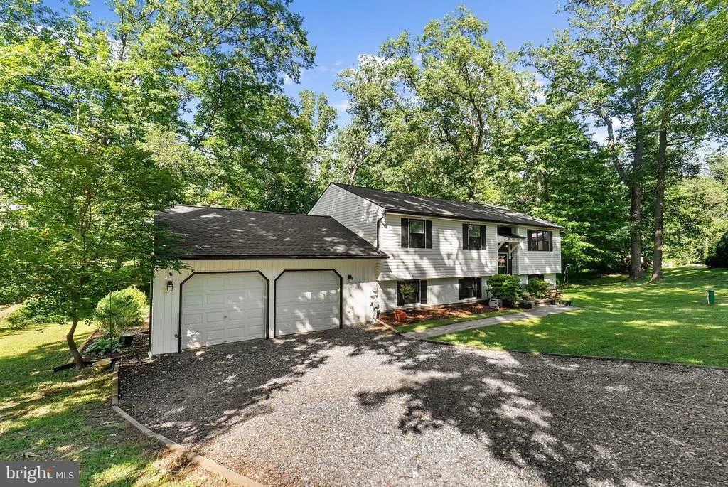 Photo of 5307 SYLVAN CIRCLE