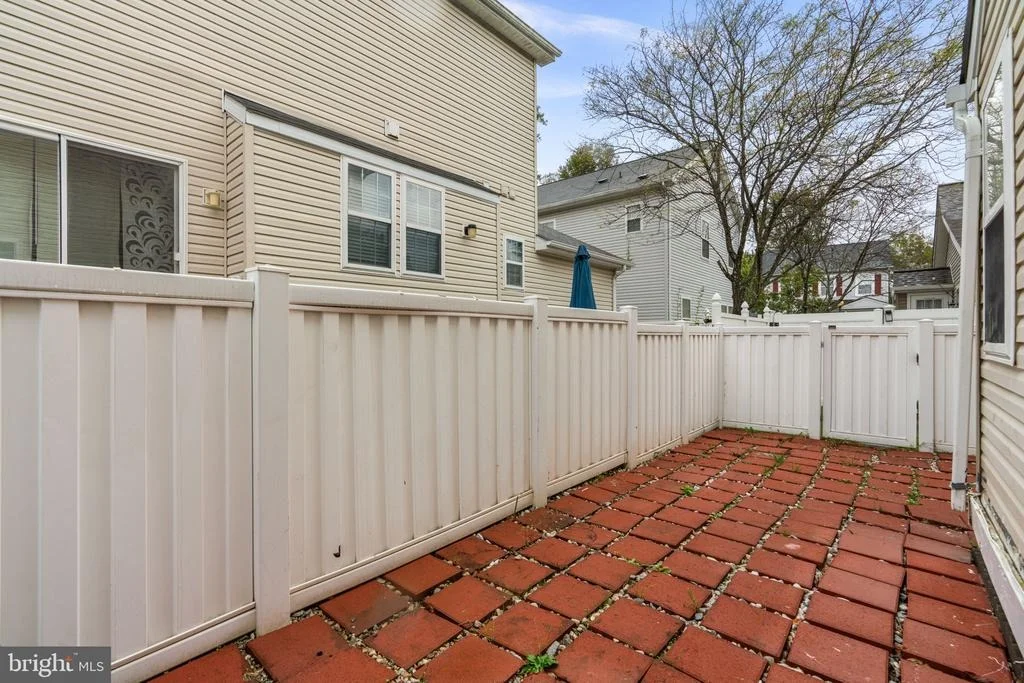 Photo of 7129 STONE THROW WAY