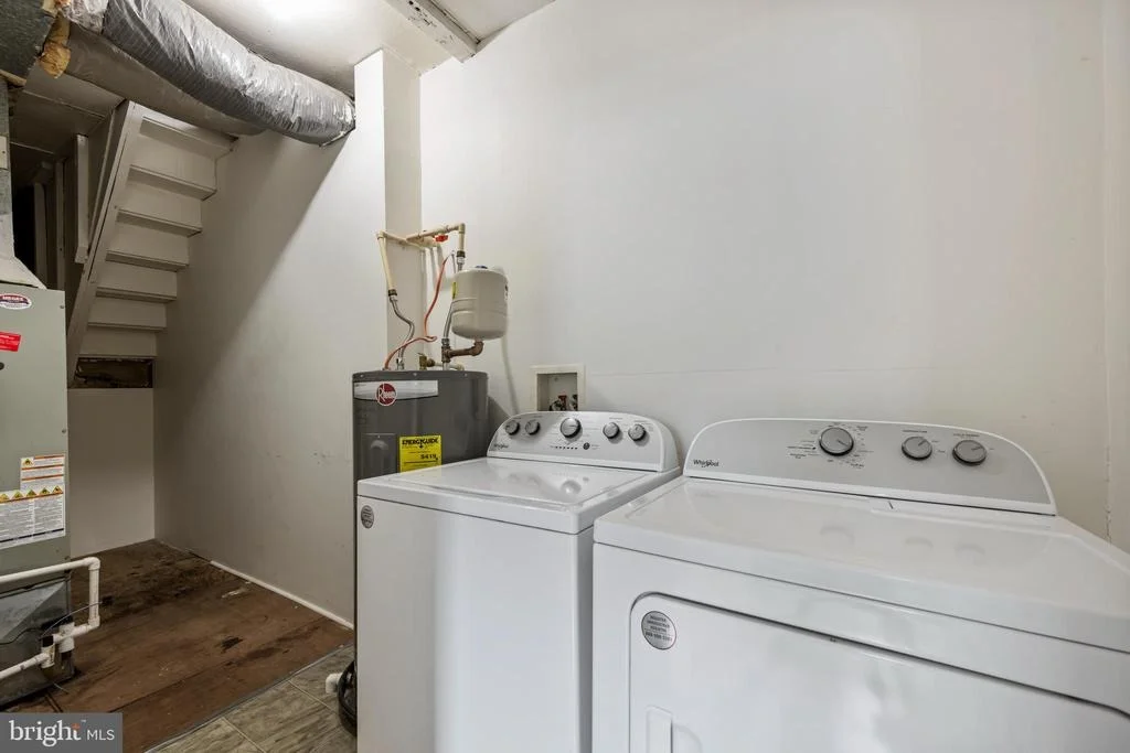 Photo of 305 WALNUT STREET