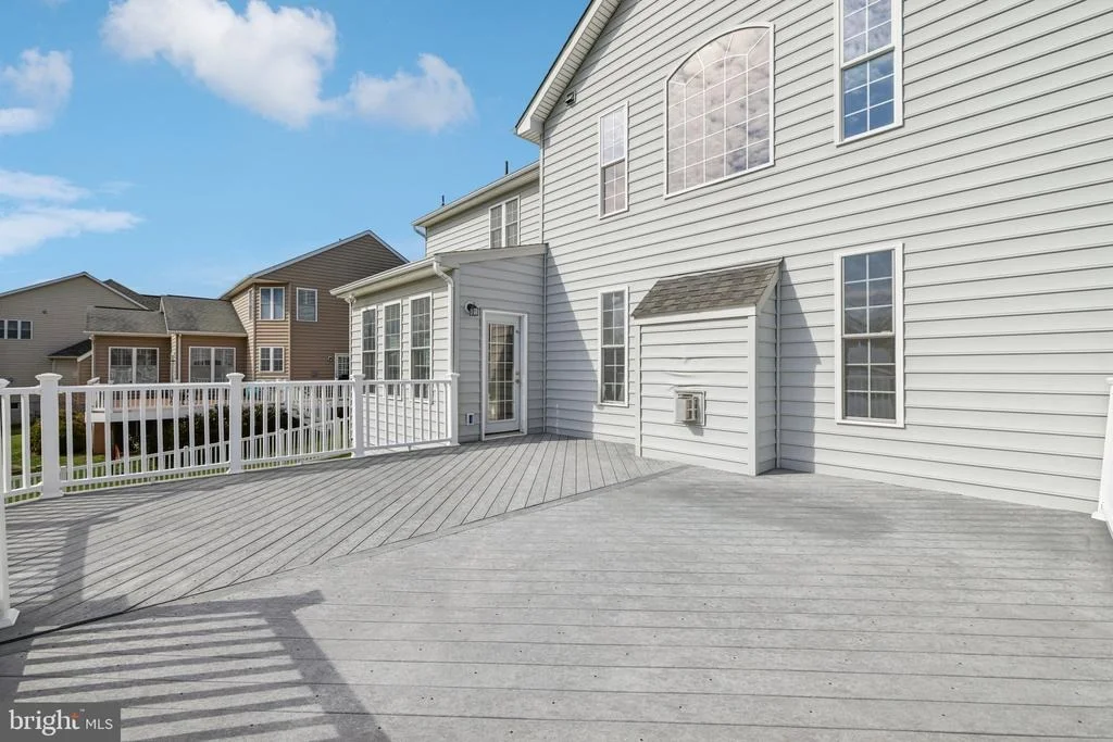 Photo of 1702 FIELDBROOK LANE