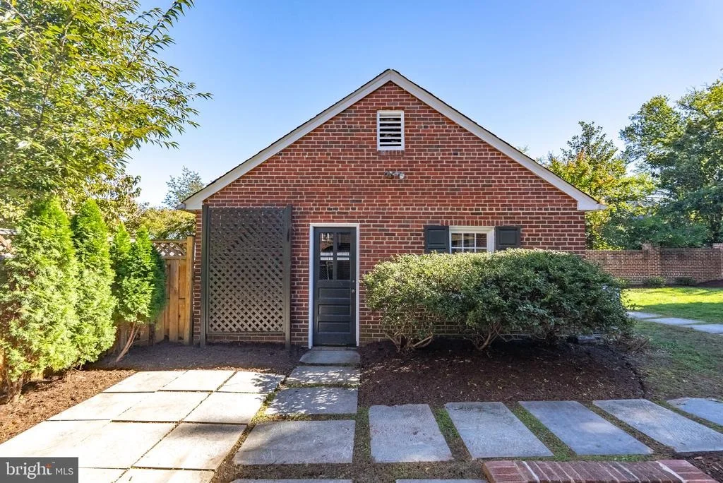 Photo of 406 UPLAND PLACE