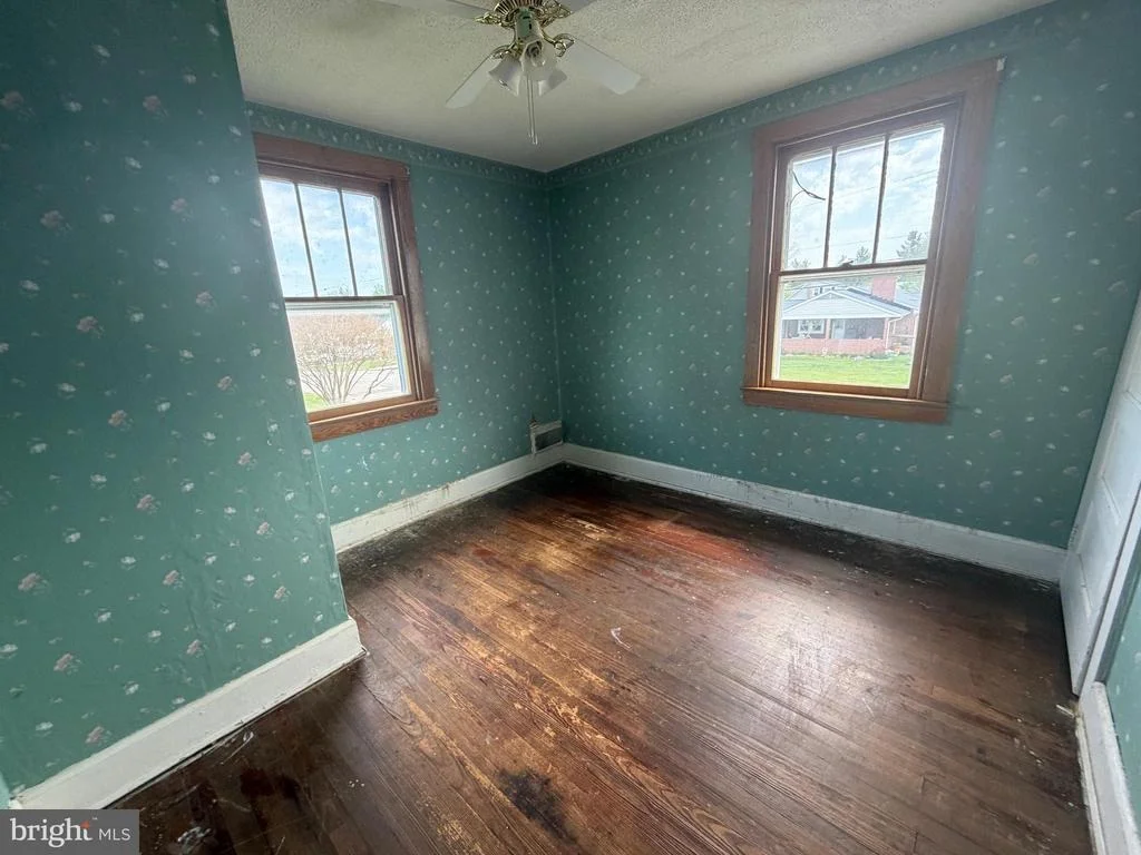 Photo of 636 HOLY CROSS ROAD