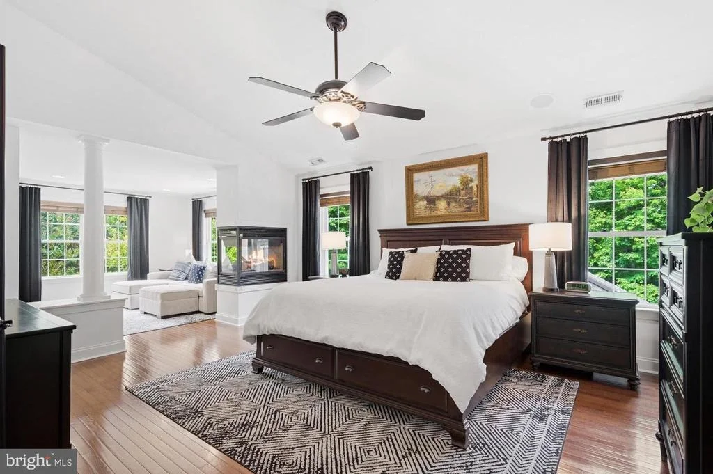 Photo of 3820 LEAFCREST COURT