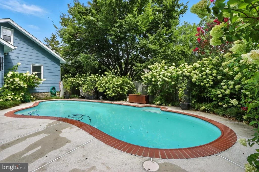 Photo of 5721 RIDGEDALE ROAD