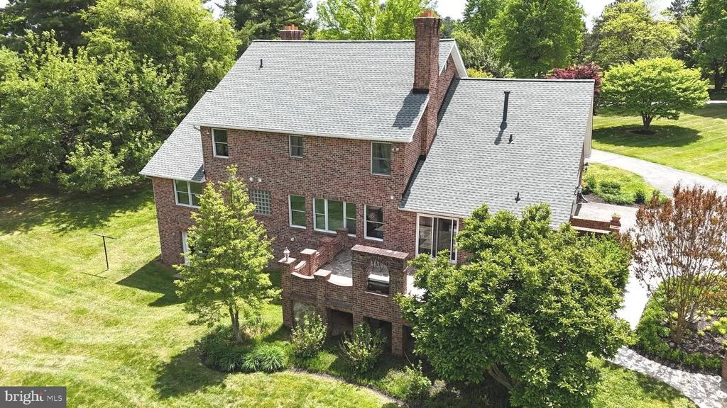 Photo of 18400 NEW CUT ROAD