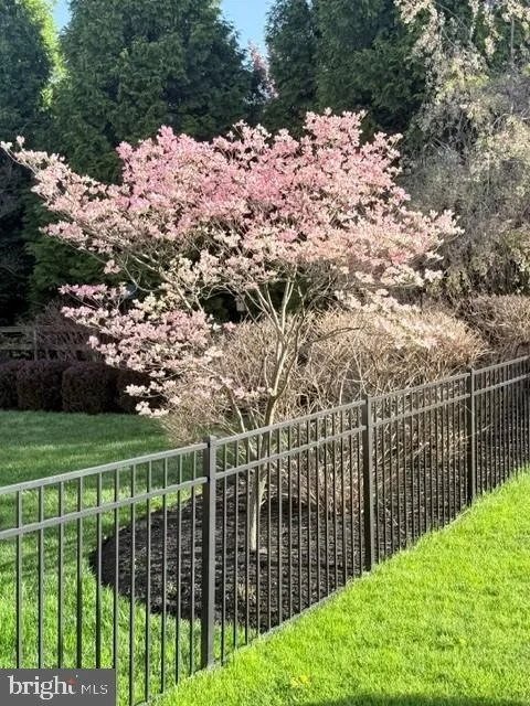 Photo of 5200 SCENIC DRIVE