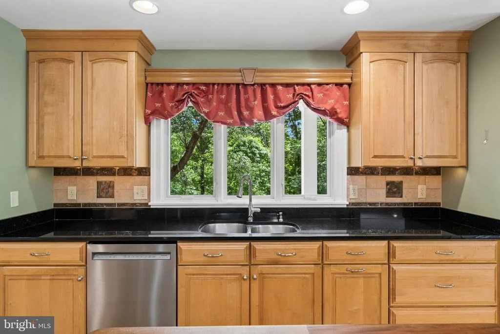 Photo of 21042 MILLERS MILL ROAD