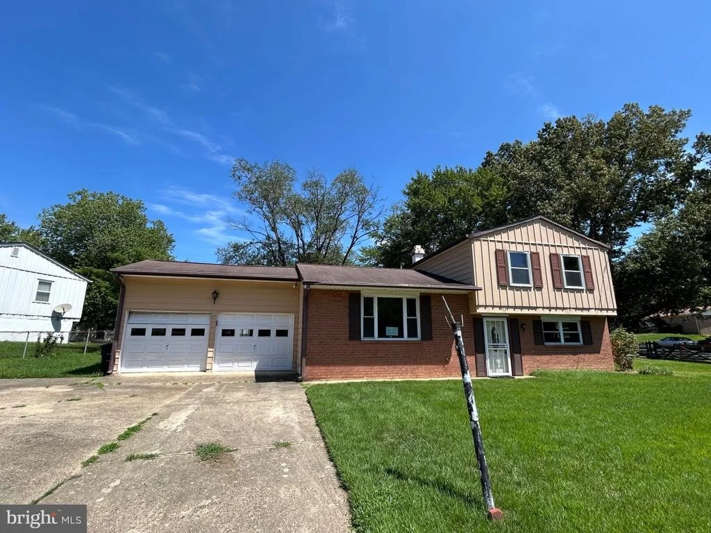 Photo of 9512 SMALL DRIVE