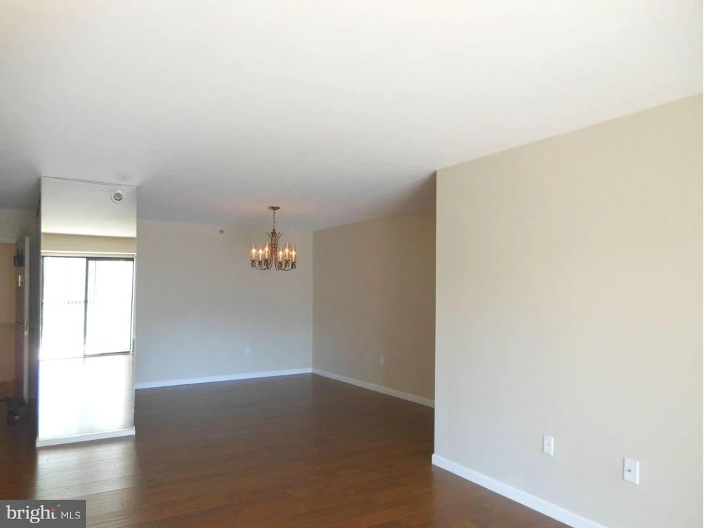 Photo of Unit 1401 at 15101 INTERLACHEN DRIVE