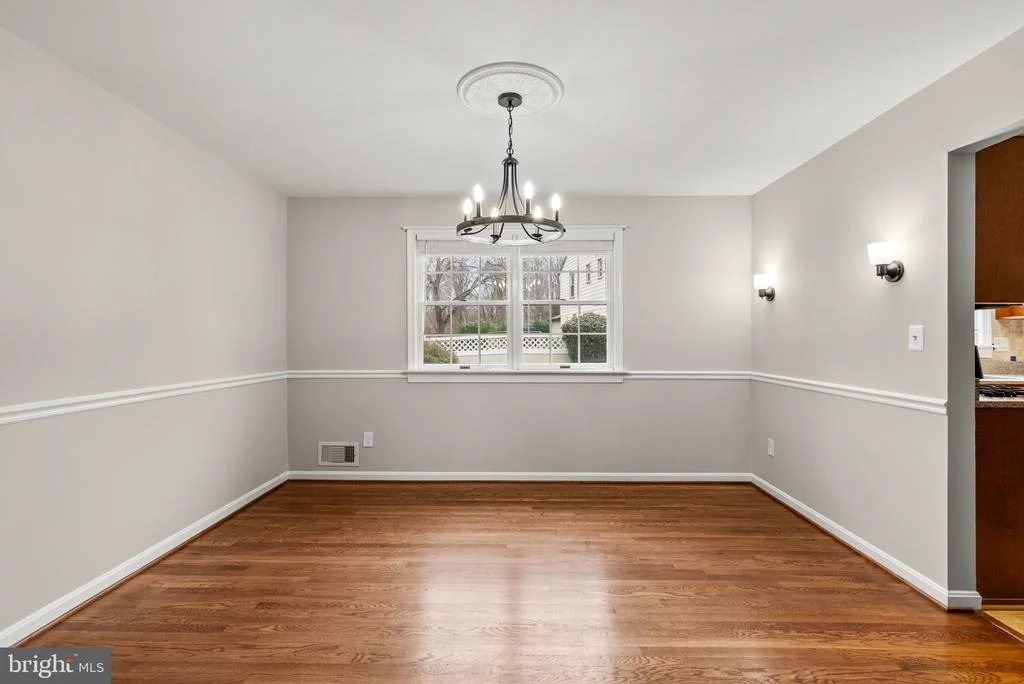 Photo of 14308 ANSTED ROAD