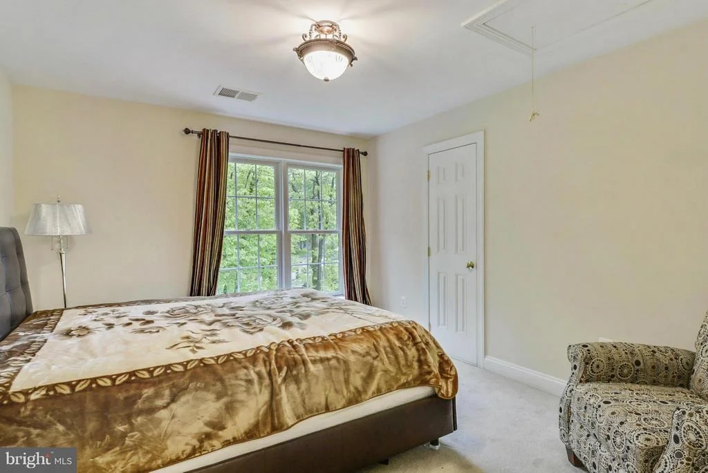 Photo of 5503 SIDEBURN ROAD