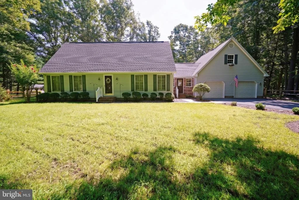 Photo of 101 OAK LANE